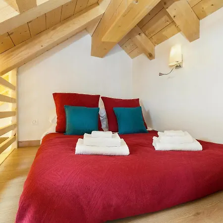 Holiday home Maison Pierre Belle *